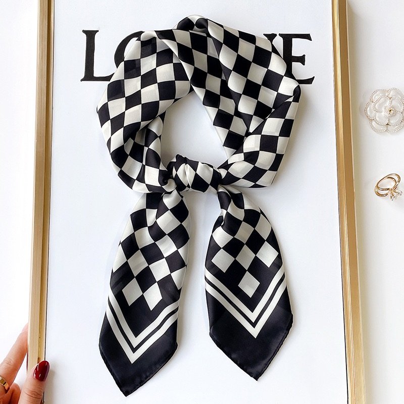 Silk scarf (2 Colors)