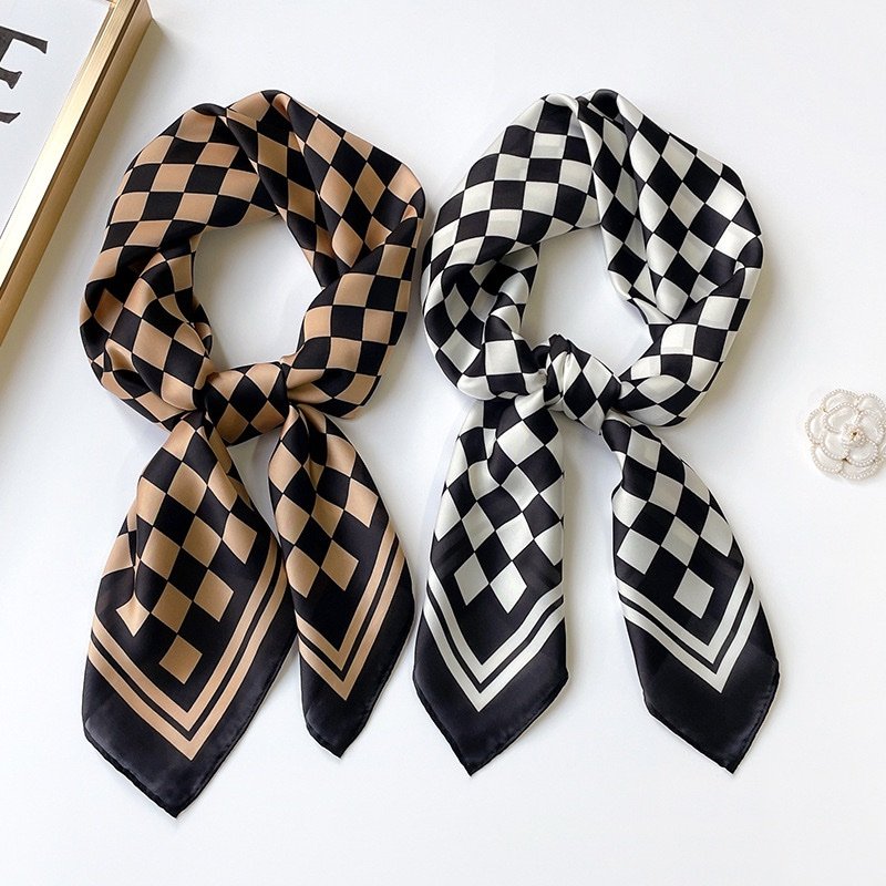 Silk scarf (2 Colors)