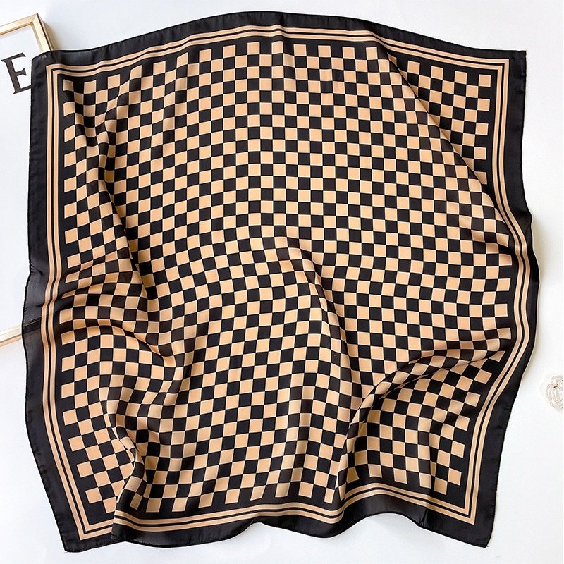 img_2511-2 Checkered Scarf (2 Colors)