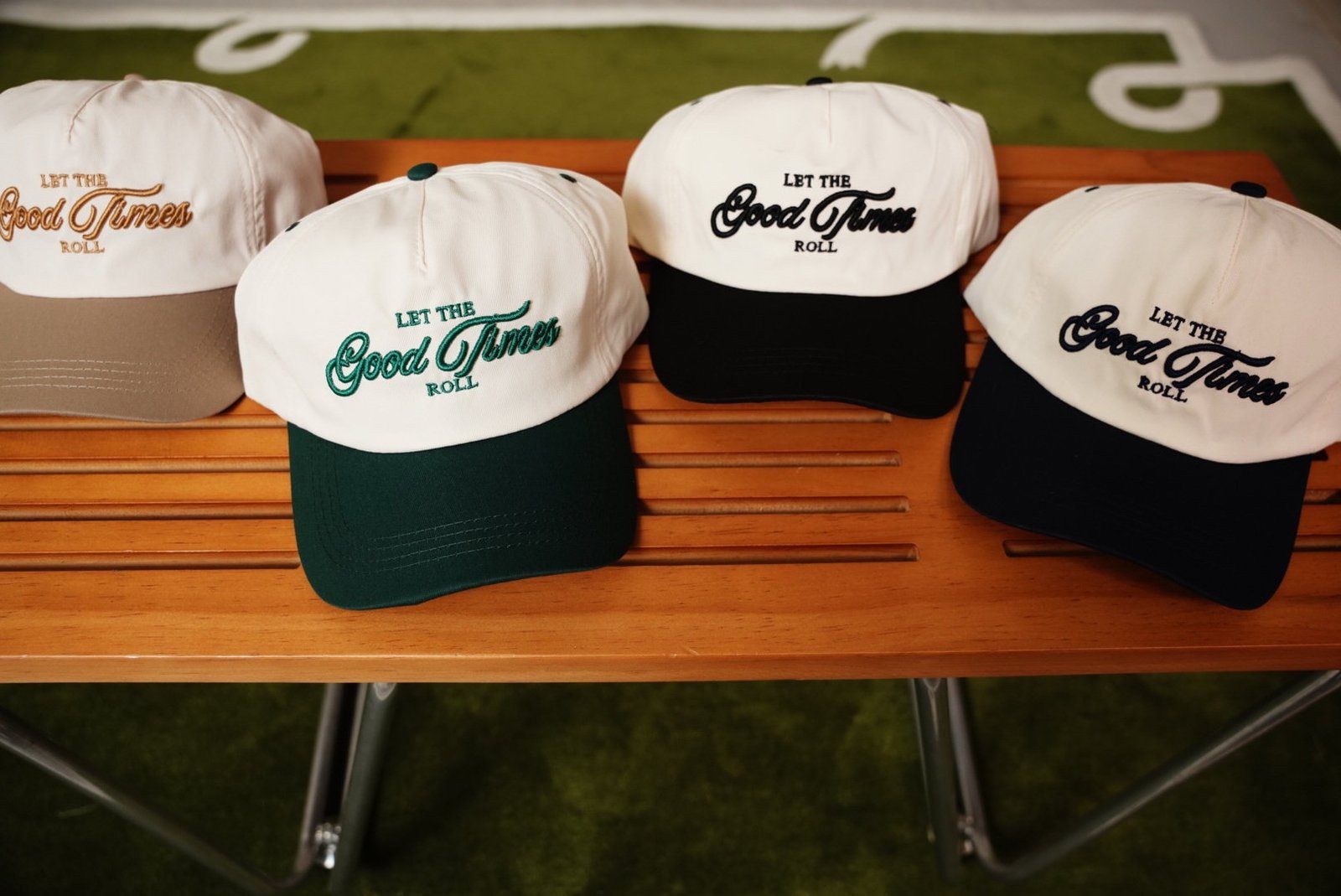 Hat “Let the good times roll”