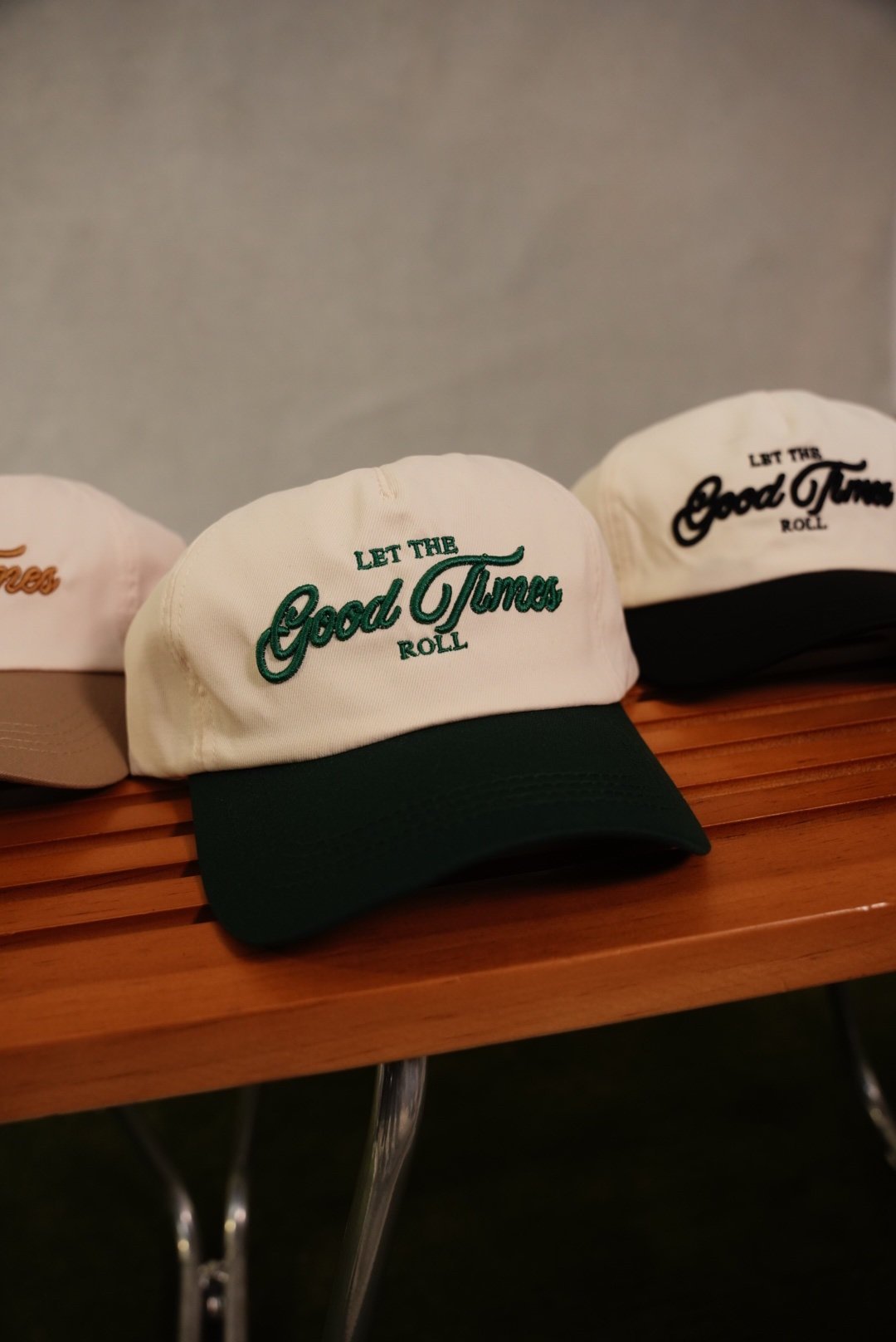 Hat “Let the good times roll”
