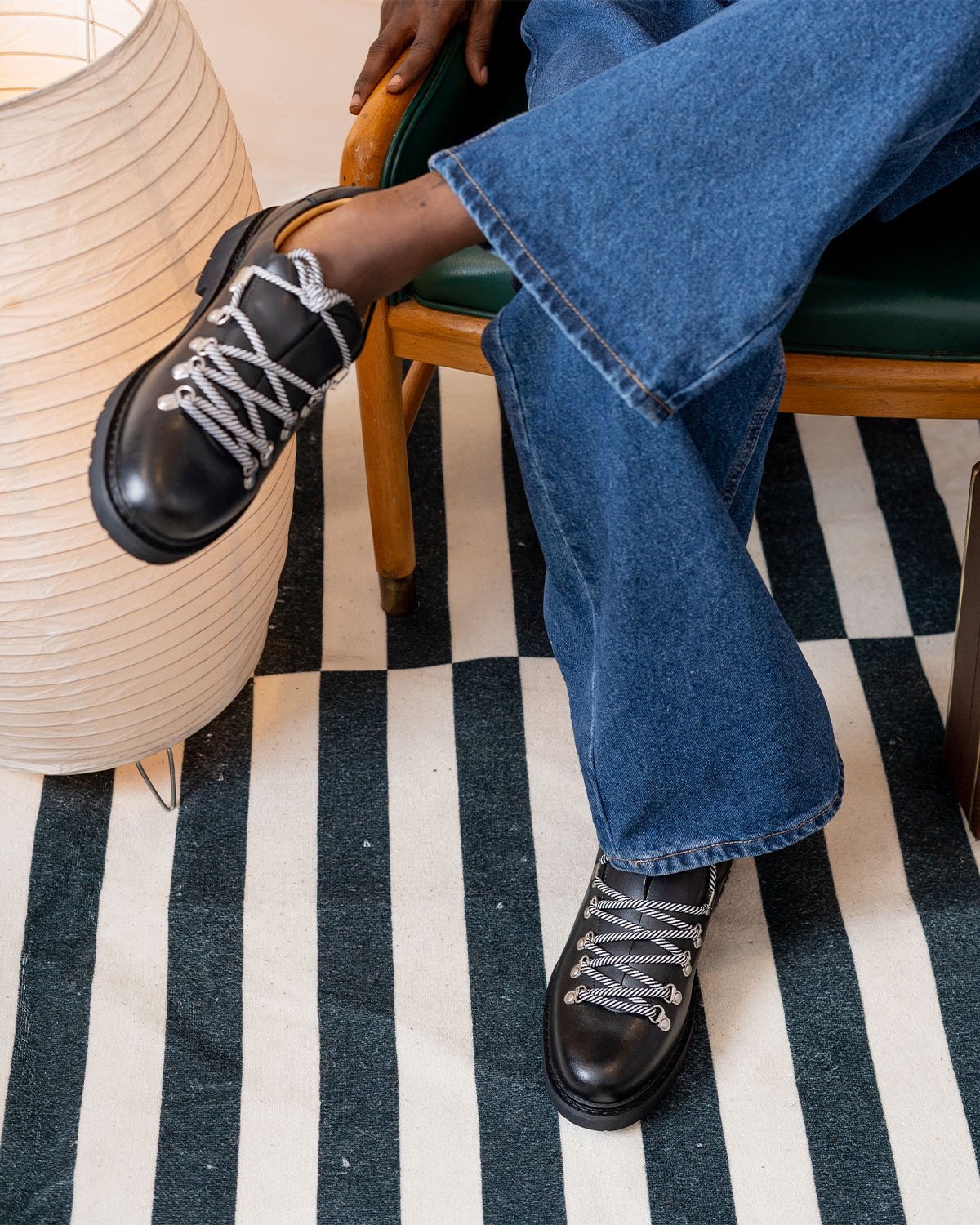Leather laced shoe